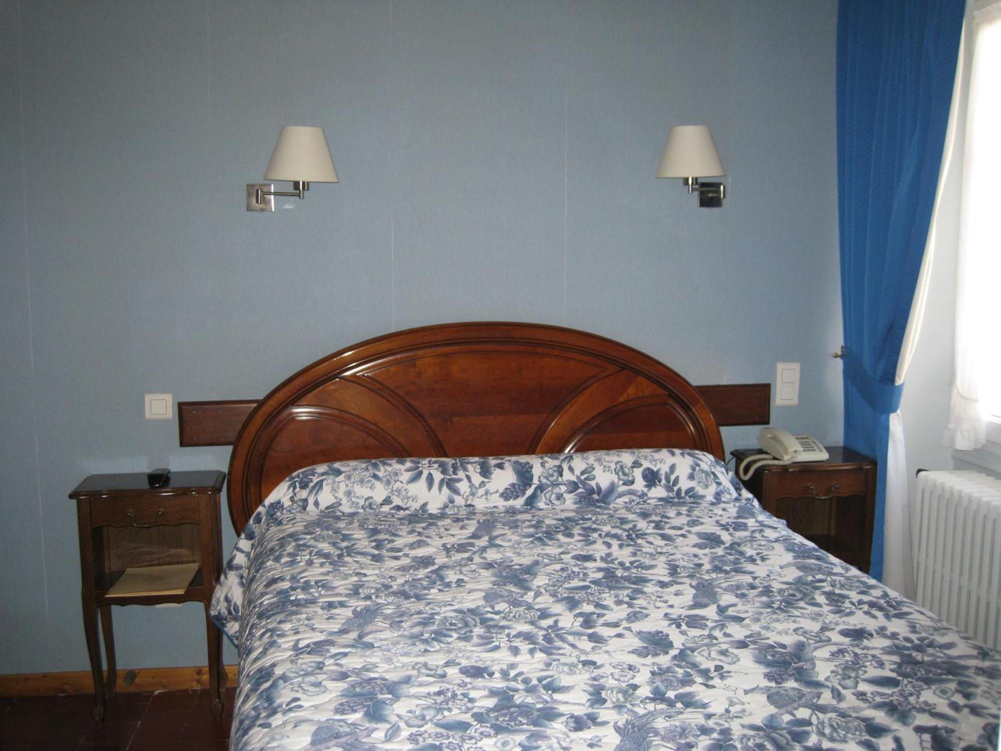 Hotel Colombet Nyons Esterno foto